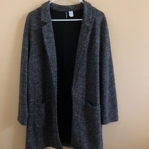 h&m grey scaled blazer — long line